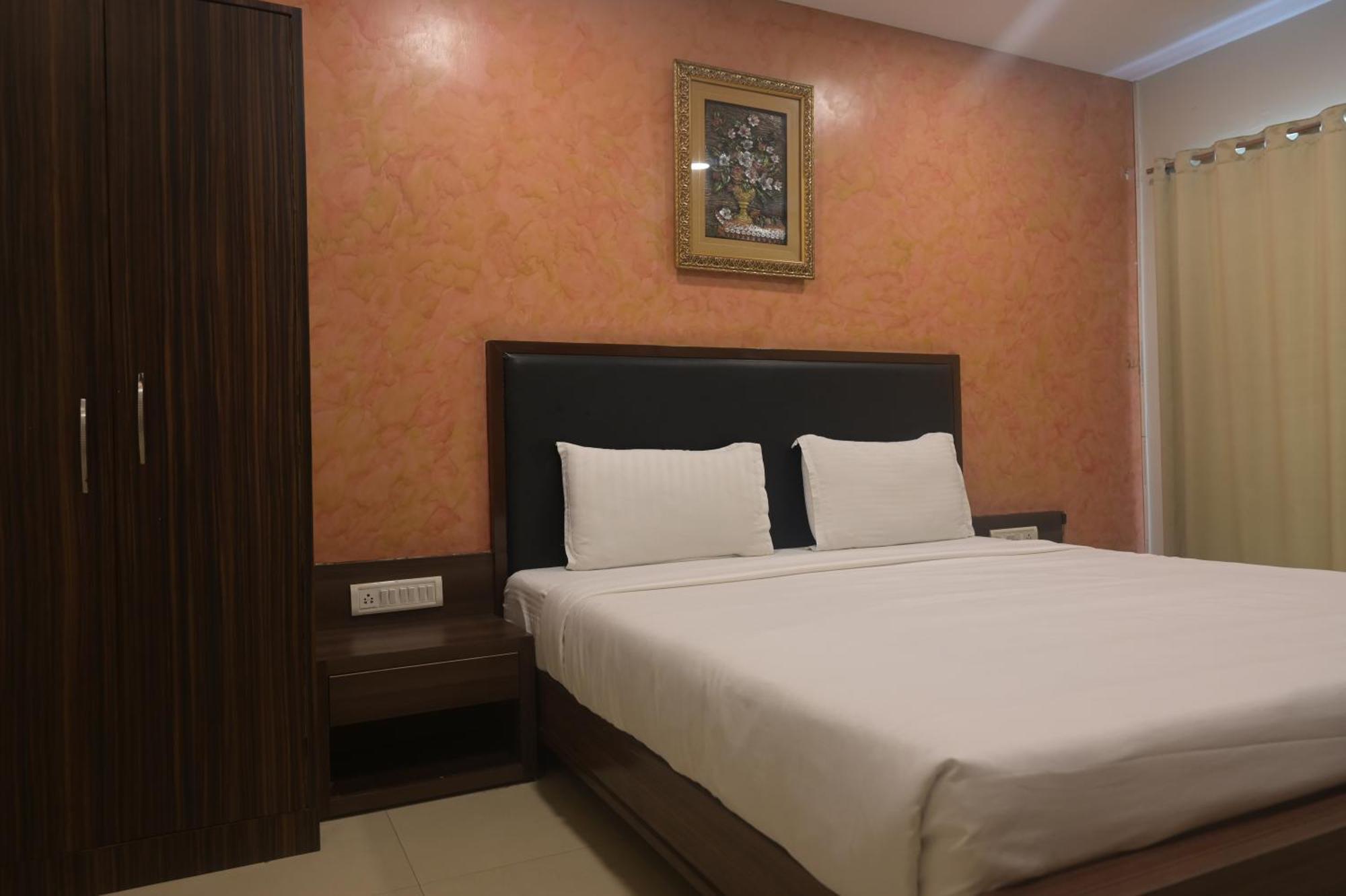 The Wave International Resort Bundu Экстерьер фото