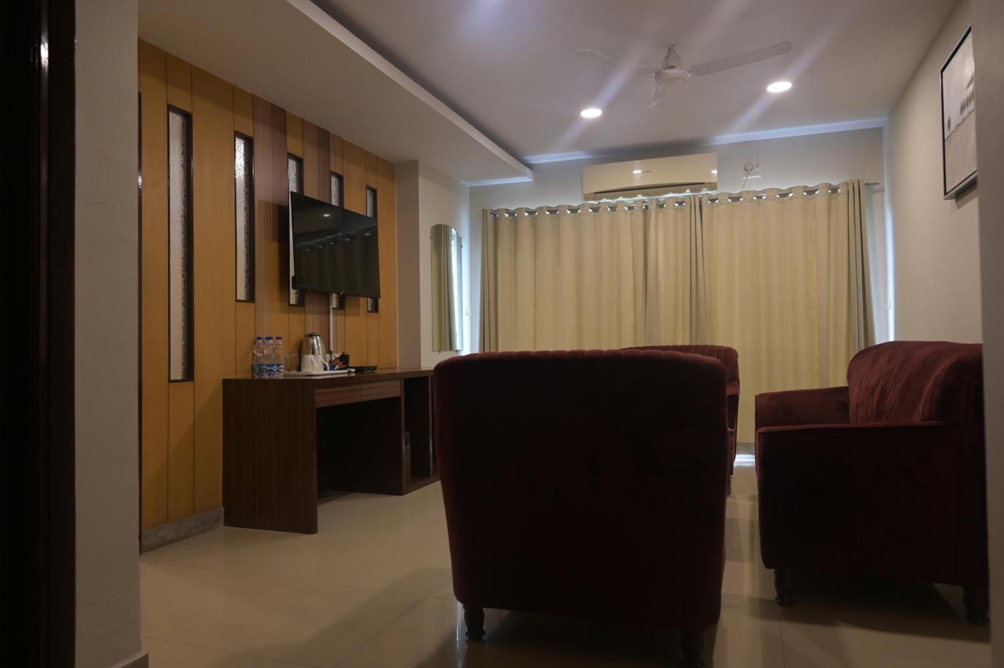 The Wave International Resort Bundu Экстерьер фото